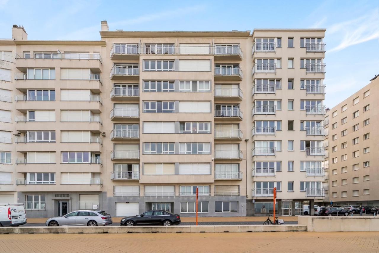 Apartmán Zonnig Familie App Op Zeedijk Met Zeezicht Voor 6P Ostende Exteriér fotografie